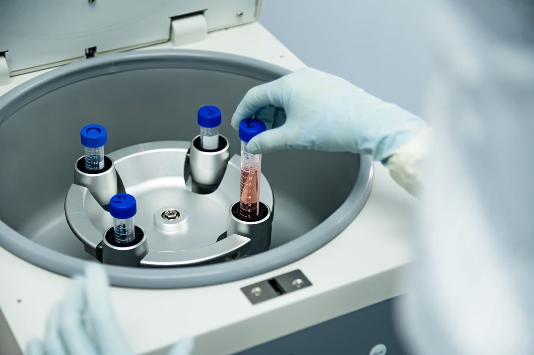 Loading sample tubes into a centrifuge
